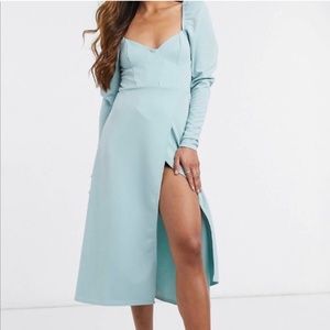 ASOS DESIGN - Puff sleeves corset wrap midi dress - Size 2 (US)